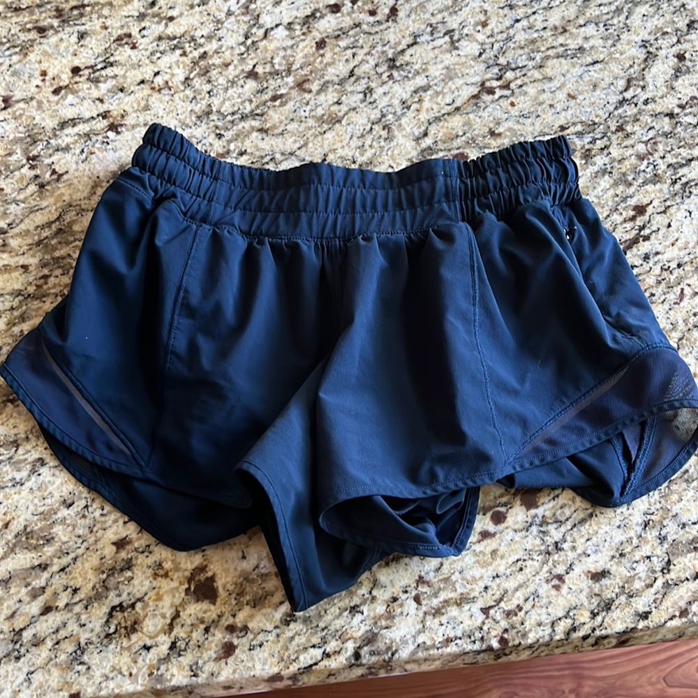 Lulu lemon Hotty hot shorts